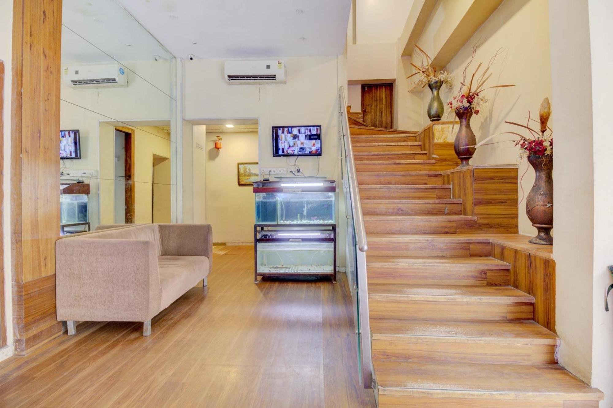 Hotel O Address Inn มุมไบ ภายนอก รูปภาพ