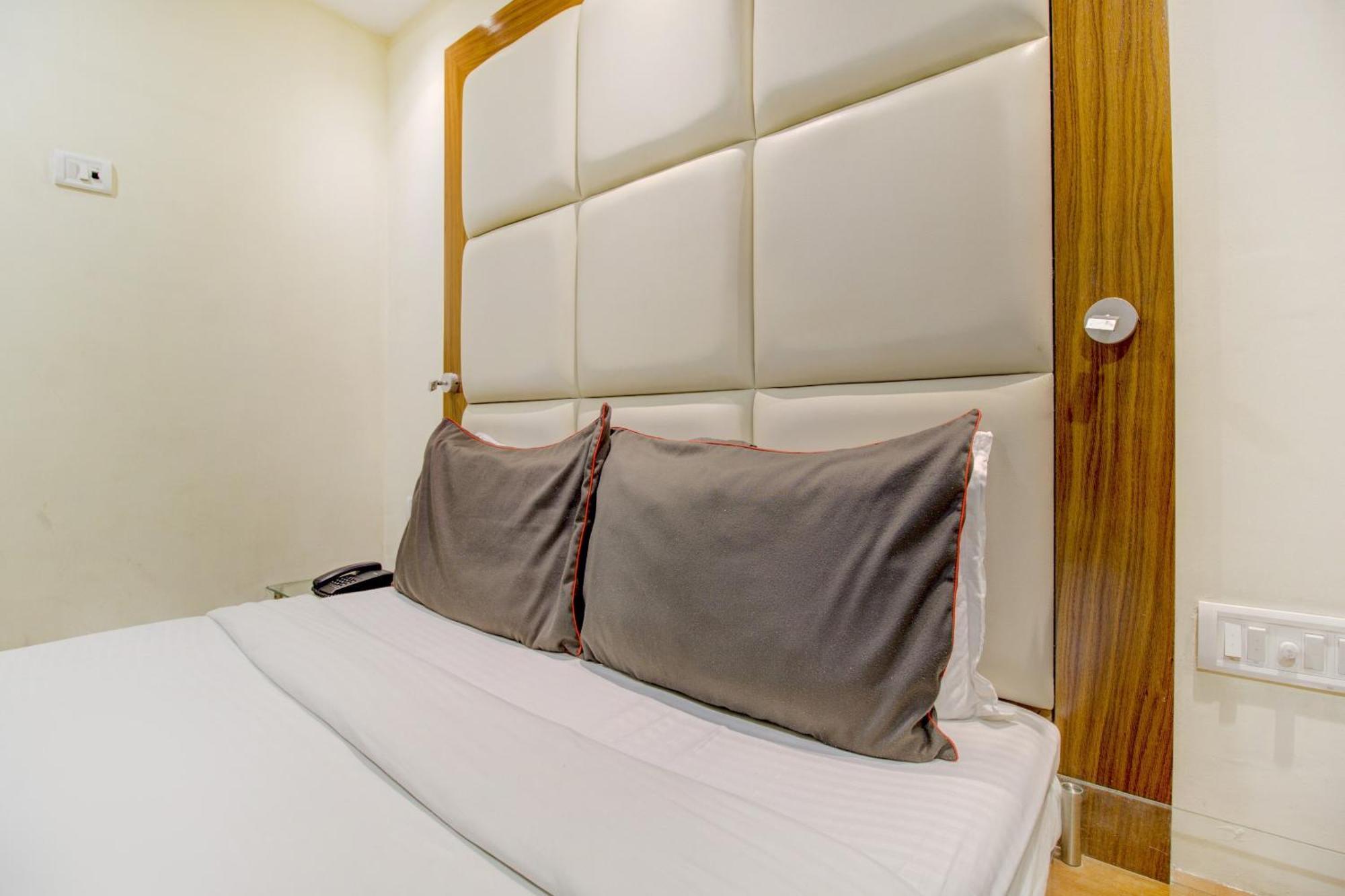 Hotel O Address Inn มุมไบ ภายนอก รูปภาพ