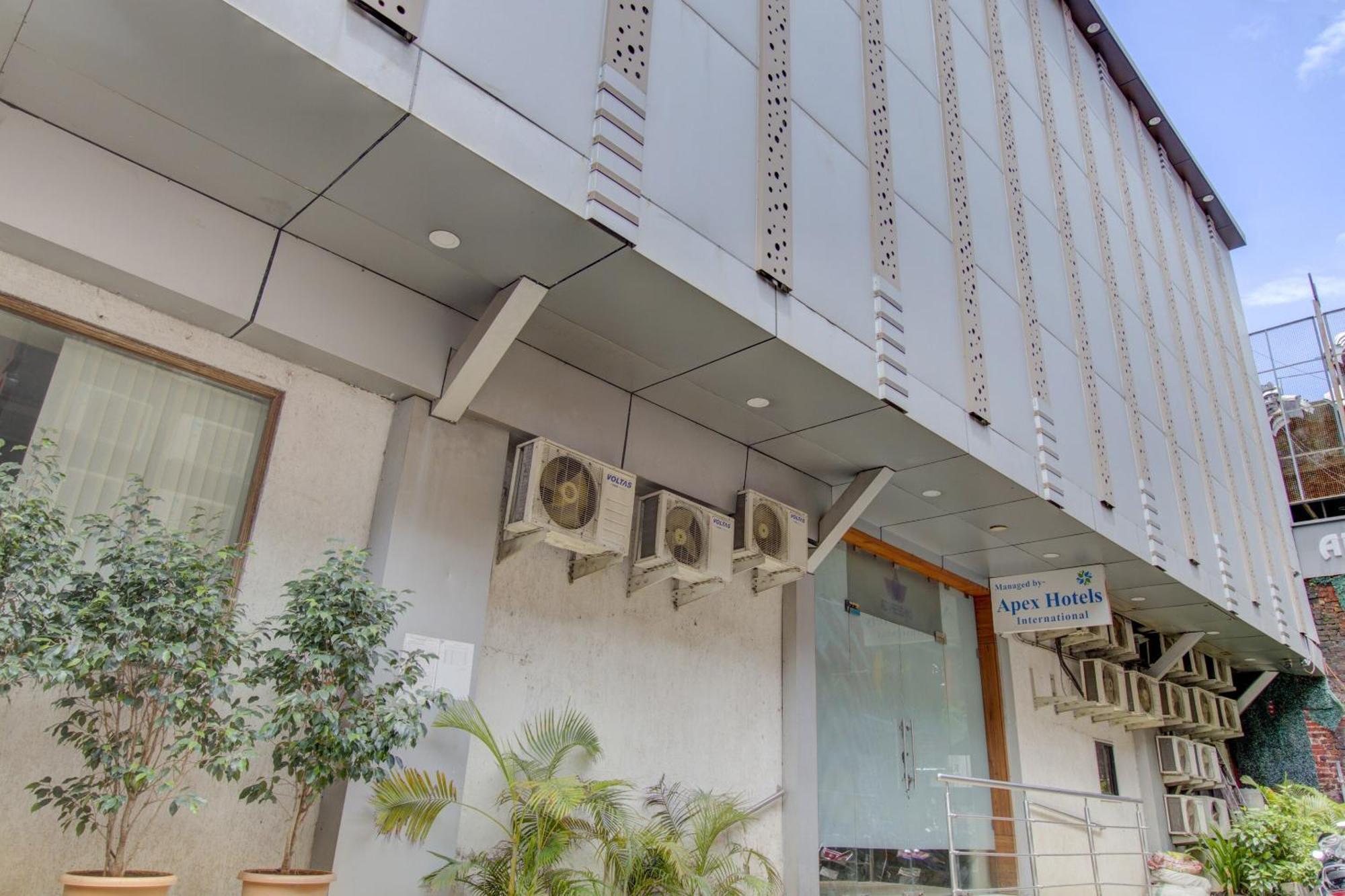 Hotel O Address Inn มุมไบ ภายนอก รูปภาพ
